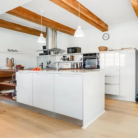 Albine - 150m From The Sea By Interhome